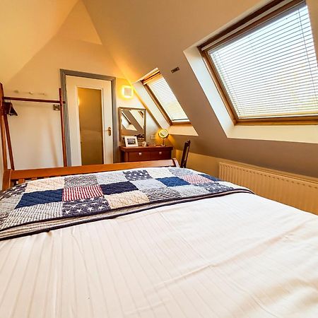 The Lodge At Bodenlodge Malahide Bagian luar foto