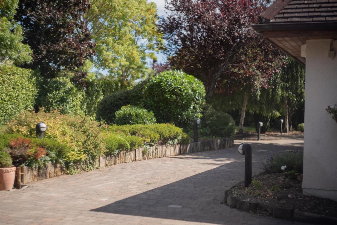 The Lodge At Bodenlodge Malahide Bagian luar foto